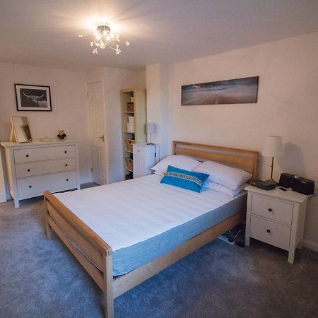 אדינבורו Beautiful & Private Apartment Seconds From Beach מראה חיצוני תמונה